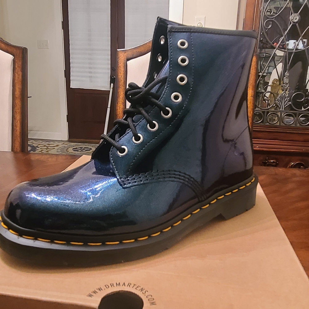 Doc Martens 1460 Sparkle Metallic Lace Up Boots Teal M Sz 10/WSz 11. Unworn